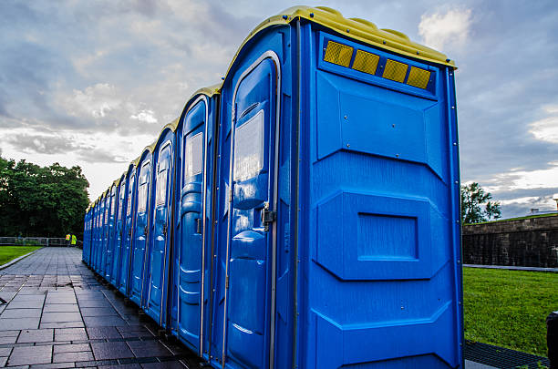 Best VIP or Luxury Restroom Trailers  in Capac, MI